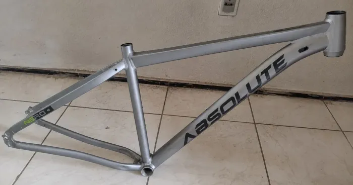 quadro absolute nero