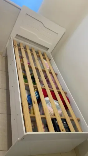 Cama de solteiro com baú , coma super nova