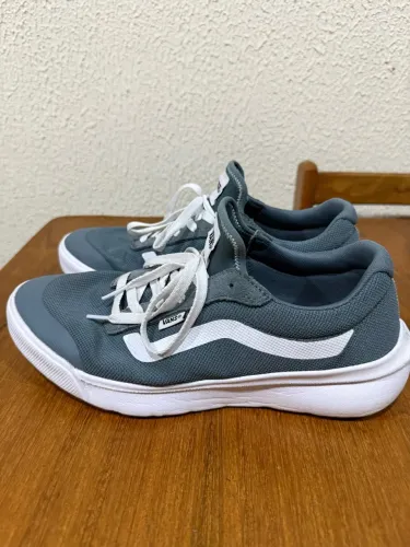 Tênis Vans UltraRange azul claro