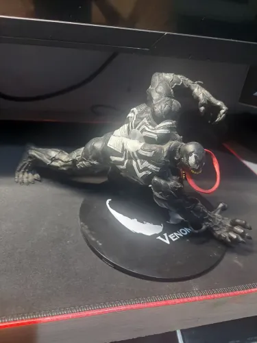 Venom boneco action figure