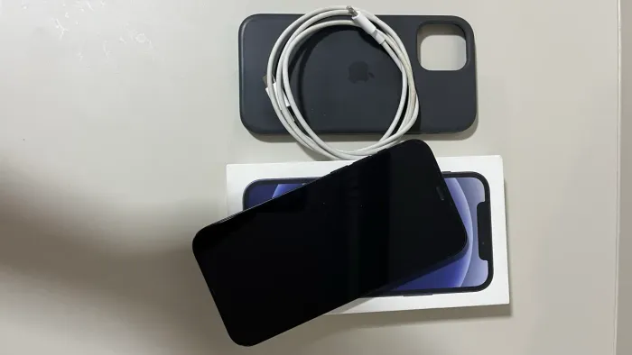iPhone 12 64gb preto