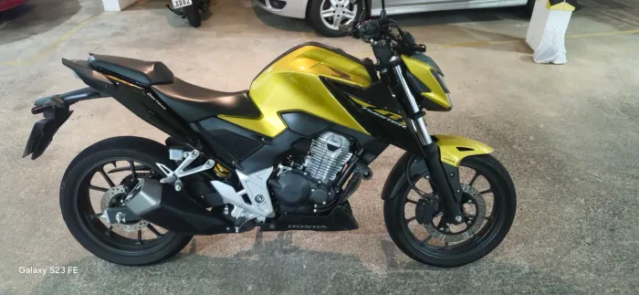 Cb twister 300