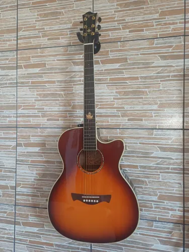 Violão Tagima série Canadá Montreal.