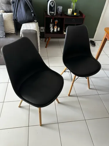 4 cadeiras novas