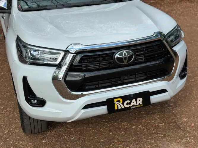 Toyota Hilux CD SRX 4X4 2.8 TDI 16V Diesel Aut. 2024