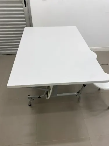 Mesa refeitório p/ 4 pessoas 
