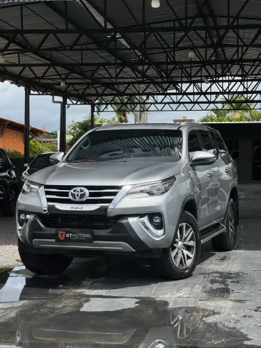 Toyota Hilux SW4 SRX 4X4 2.8 TDI 16V Dies. Aut. 2019