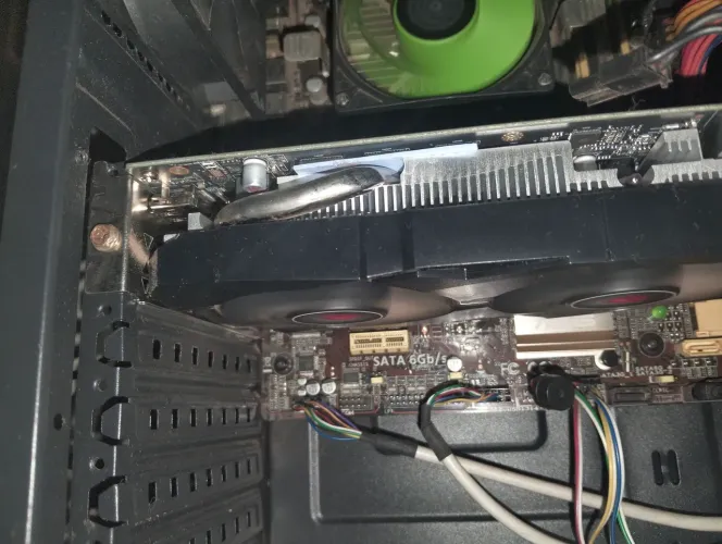 Placa de vídeo RX 580 SP 2048 8gb