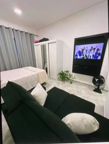 Amplo studio na quadra da praia- Boqueirão- 50m²