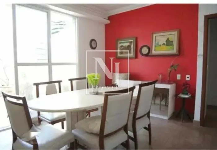 Excelente apartamento 5 quartos no Bairro de Copacabana.