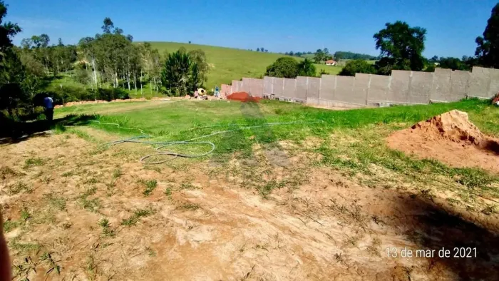 Terreno à venda, 3000 m² por R$ 250.000,00 - Lagoa Vermelha - Itapetininga/SP