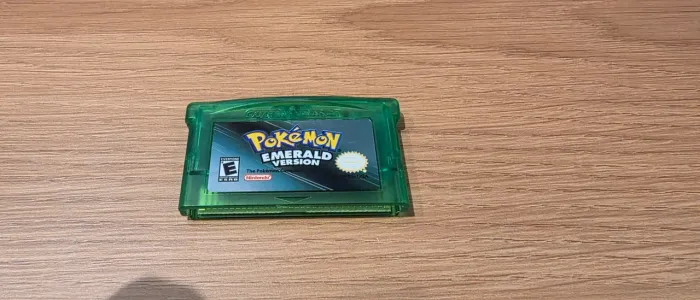 Pokémon Emerald GBA (repro) 