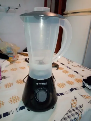 Liquidificador Cadence Usado