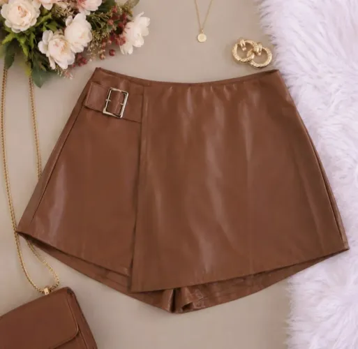Short saia