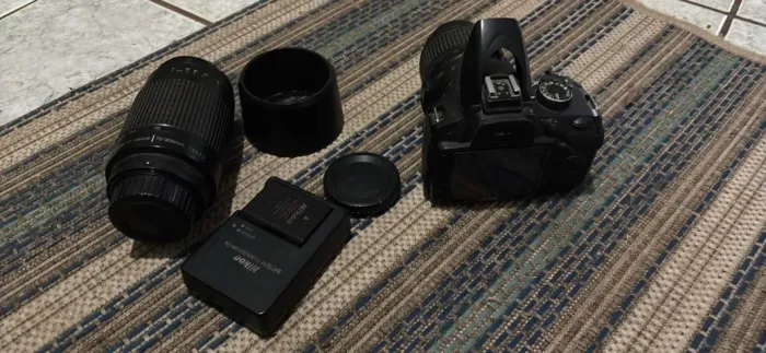 Nikon D3200 + 18-55 vr + 55-200 vr + 2 baterias originais + carregador + cartão sd 