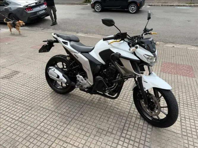 Yamaha Fz25 Fazer Abs
