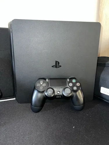 PS4 SLIM 1T