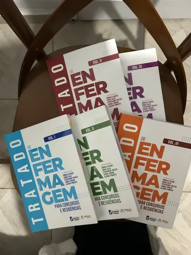 tratado de enfermagem para concursos e residências