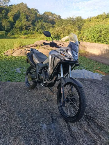 XRE Sahara 300 ADV