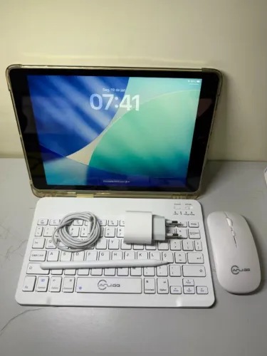 iPad 9 64GB Space Gray - (Pencil, Teclado, Mouse) - OLX Pay - Faço Troca e Parcelo 18x