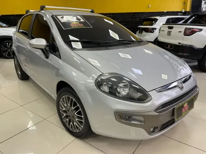 Fiat Punto Essence 1.6 Flex 16V 5P 2014