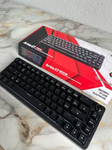 Teclado Mecânico Gamer Marvo KG935 Arma 67