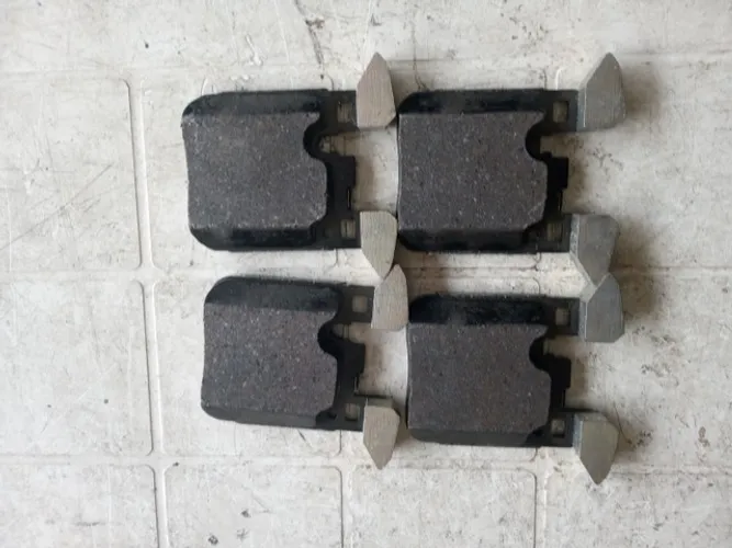 Pastilha traseira bmw 320i 13/18 série F30/F31
