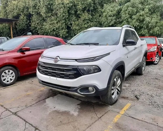 Toro Volcano 2.0 16v 2018 Farol Motor Porta Airbag Parachoque Capo Lanterna Sucata