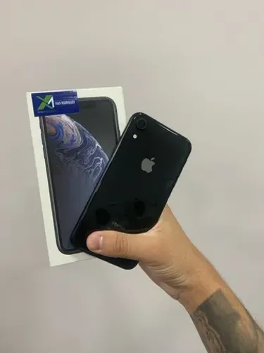 iPhone XR com caixa e garantia / somos a número 1 