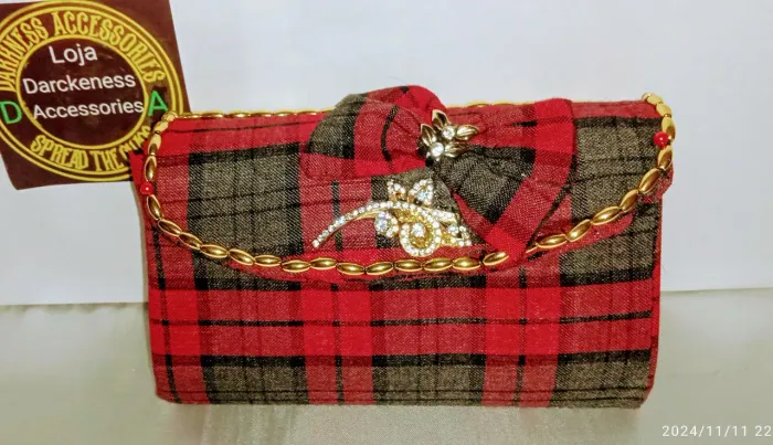 Porta Documentos , e cartões, Dinheiro Carteira feminina Tam 11x15 cm .