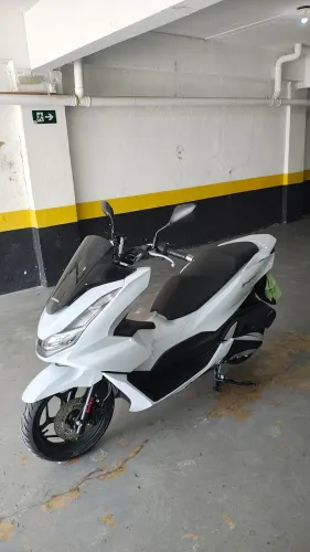 vende-se PCX 160 ano 25/25