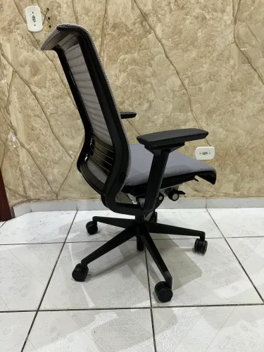 cadeira steelcase think V1 completa  Entregamos grátis sp capital 