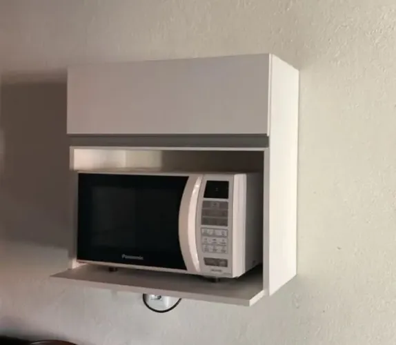 Armário de Parede Branco para Micro-ondas