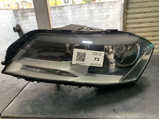 Farol VW Passat 2014 - Lado Esquerdo