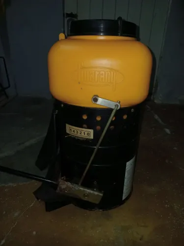 Espalhador Costal de Grãos Guarany