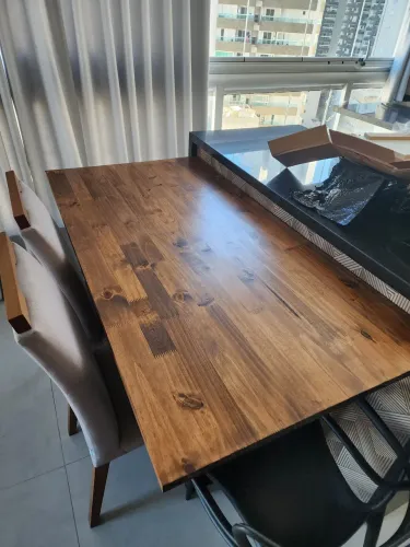 Mesa madeira impermeável com 4 cadeiras