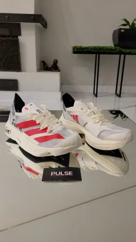 Tênis Adidas Adizero Adios Pro 3 Run Is To Live - tamanho 42BR, original
