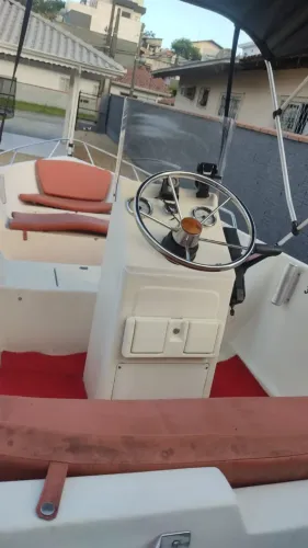 Lancha Fishing 16 Pés motor Johnson 40