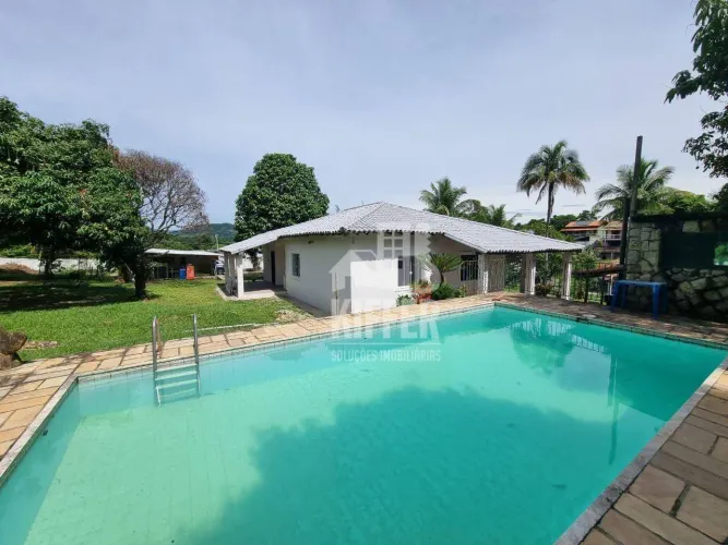 Chácara com 3 quartos para alugar, 6000 m² por R$ 4.730/mês - Condado de Maricá - Maricá/R