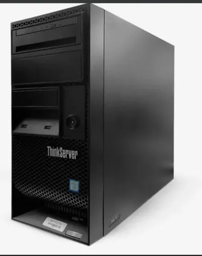 PC Lenovo ThinkServer TS150 com monitor