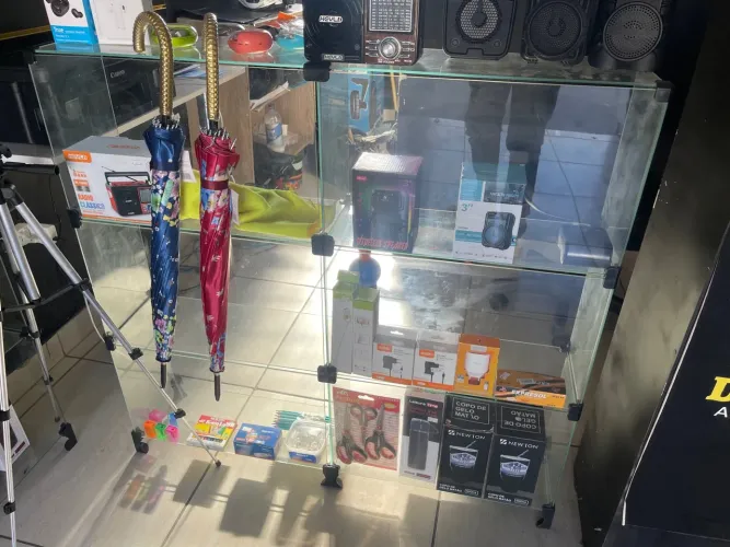 Vitrine de Vidro para Exposição de Produtos