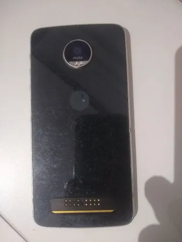 Vendo Motorola para retirada de peça 
