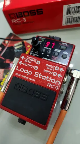 BOSS RC-3 Loop Station - Pedal de Loop
