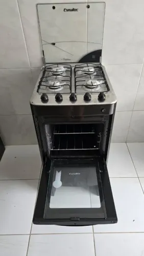 FOGÃO 4 BOCAS FUNCIONANDO PERFEITAMENTE  PAGAMENTO SOMENTE NO ATO DA ENTREGAR 