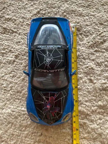 Carro de ferro Homem Aranha 19cm