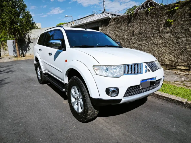 Mitsubishi Pajero Dakar/hpe 3.5 4X4 Flex 5P Aut. 2012