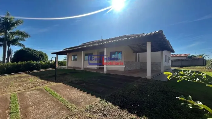 Chácara 1000 m² com 3 Quartos, Sendo 1 Suíte No Bairro Vivendas Santa Mônica, Igarapé/MG