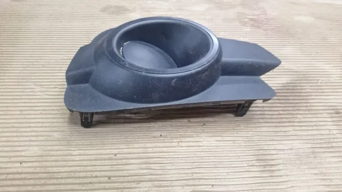 Moldura Farol Milha Esquerdo Kwid 