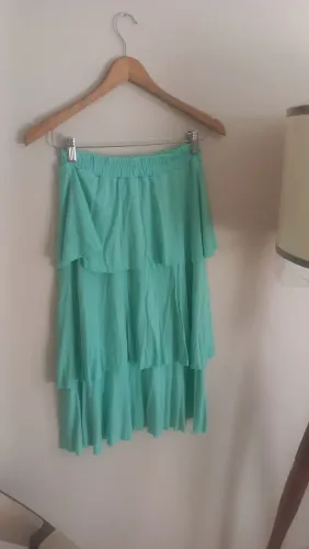 Saia detalhado babados estilo