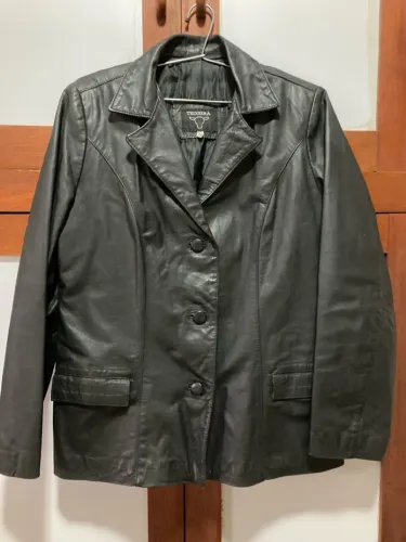 Casaco de Couro Preto Feminino
